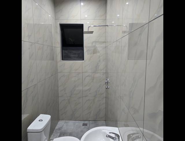 1 bed property to rent in MONTE VISTA
